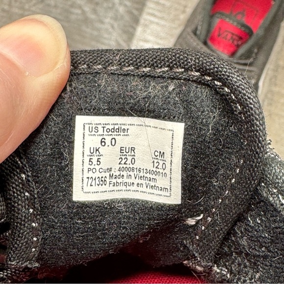 Vans Black and Red Sneakers with Velcro Straps toddler size 6 - Picture 8 of 9